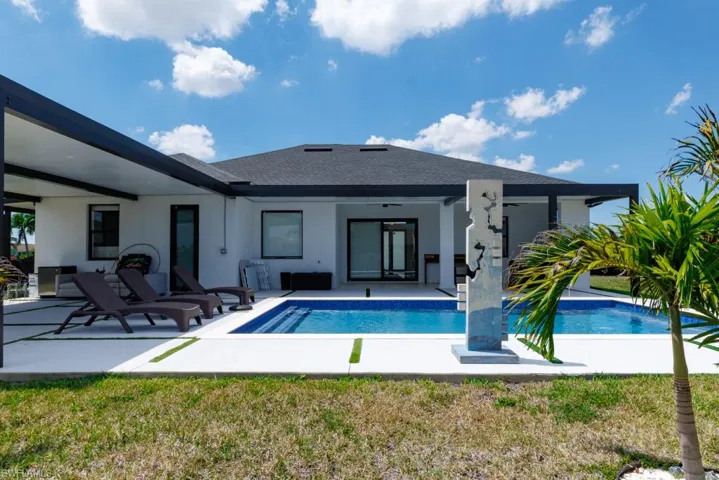 1007 NW 19th  ST, Cape Coral, FL 33993
