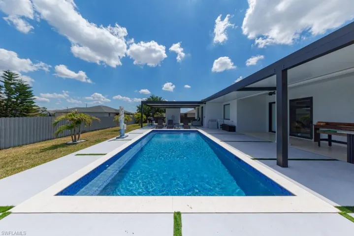 1007 NW 19th  ST, Cape Coral, FL 33993