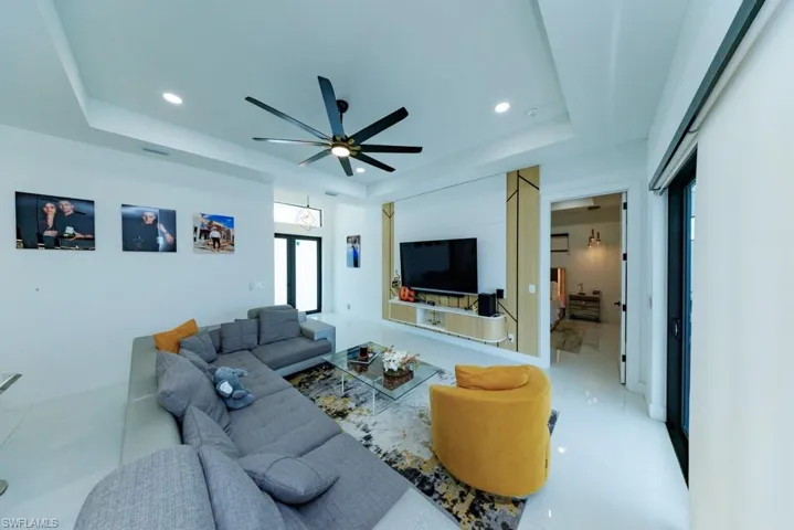 1007 NW 19th  ST, Cape Coral, FL 33993