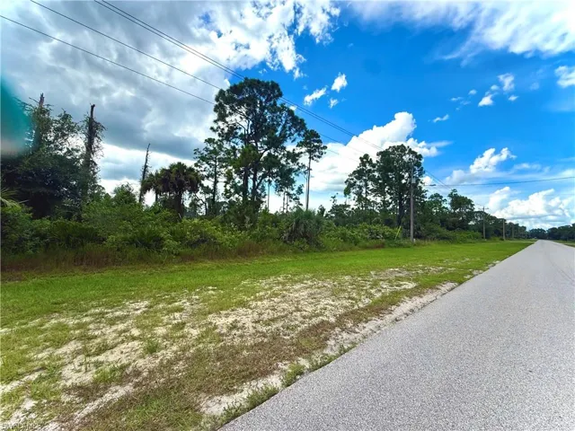 230 Mcarthur Blvd, Lehigh Acres, Florida 33974