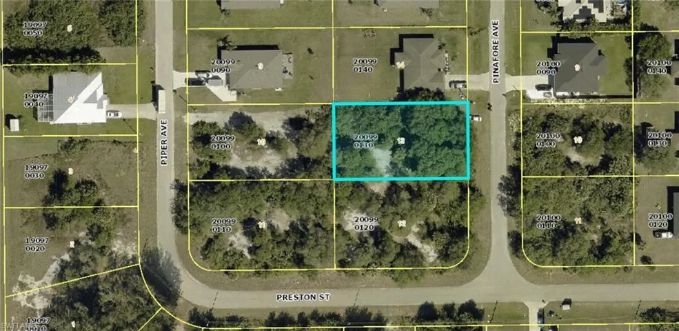 432 Pinafore W, Lehigh Acres, Florida 33974