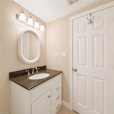 2264 Winkler Ave 202, Fort Myers, Florida 33901