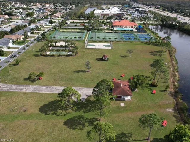 Resort Style Amenities