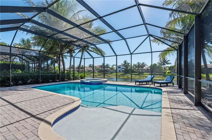 Pool & spa