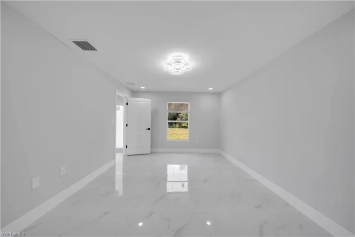 2604 51st St Sw, Lehigh Acres, Florida 33976