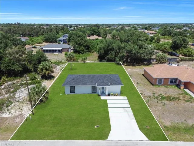 2604 51st St Sw, Lehigh Acres, Florida 33976