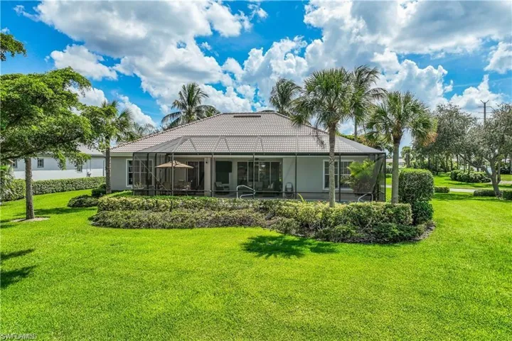 5634 Whispering Willow Way, Fort Myers, Florida 33908