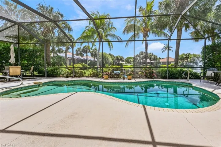 2259 Island Cove Cir, Naples, Florida 34109
