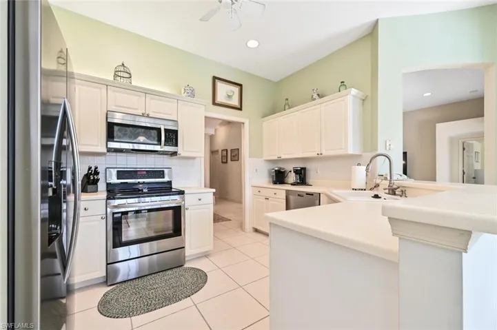 2259 Island Cove Cir, Naples, Florida 34109