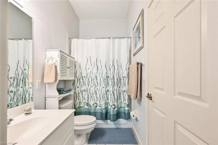 2259 Island Cove Cir, Naples, Florida 34109
