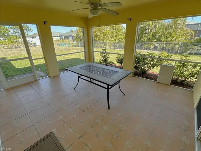 Huge lanai under truss