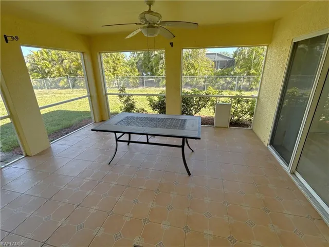 2011 NW 10th  AVE, Cape Coral, FL 33993