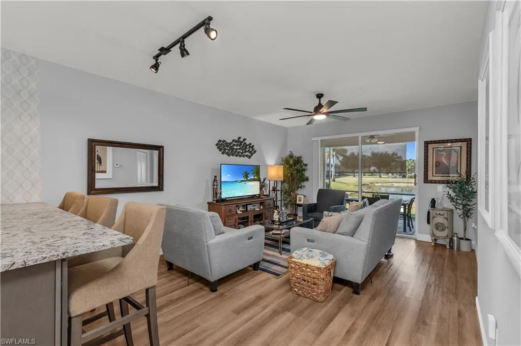 350 Newport DR, Naples, FL 34114,225044591