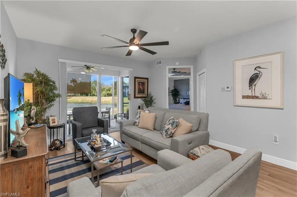350 Newport DR, Naples, FL 34114,225044591