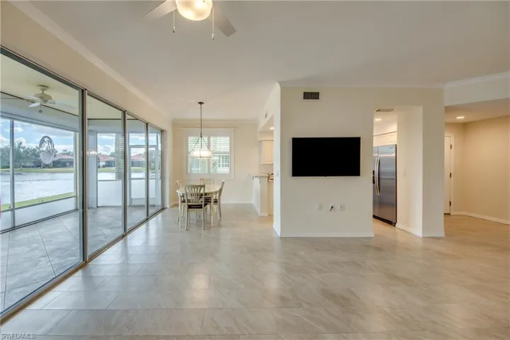 4 panel sliders allow lots of natural light