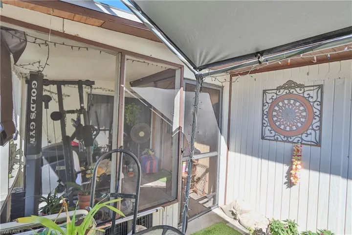 102 3rd St, Fort Myers, Florida 33907