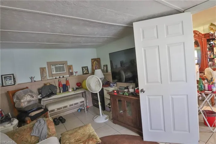102 3rd St, Fort Myers, Florida 33907