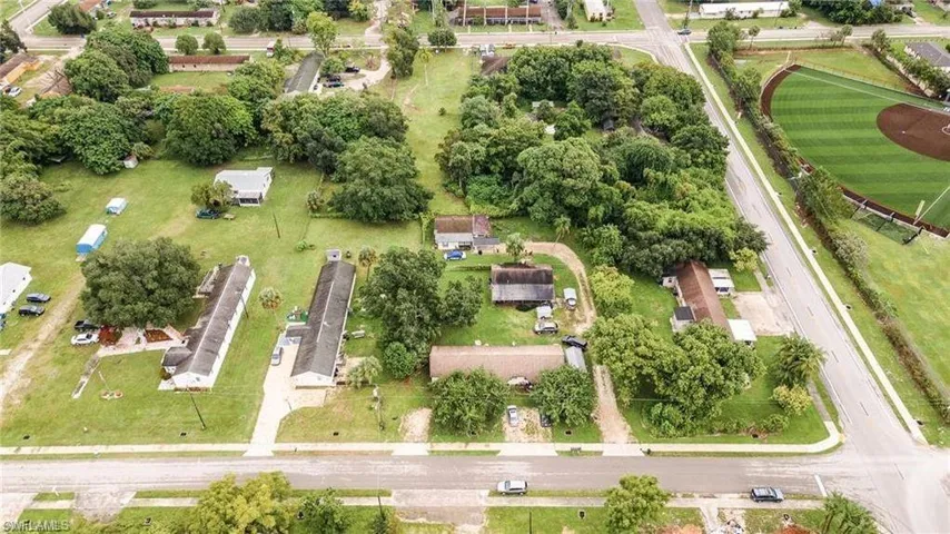 102 3rd St, Fort Myers, Florida 33907