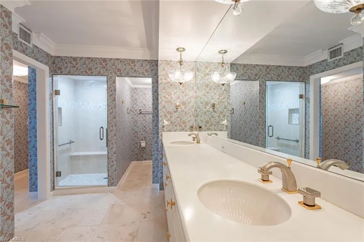 4051  Gulf Shore N BLVD, Naples, FL 34103