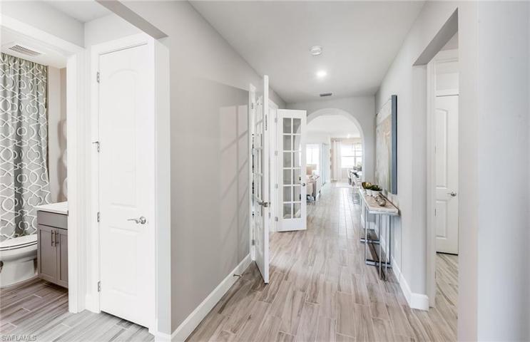 Photos are of a furnished model home, and are for illustration purposes only.