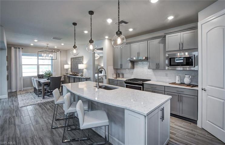 Photos are of a furnished model home, and are for illustration purposes only.