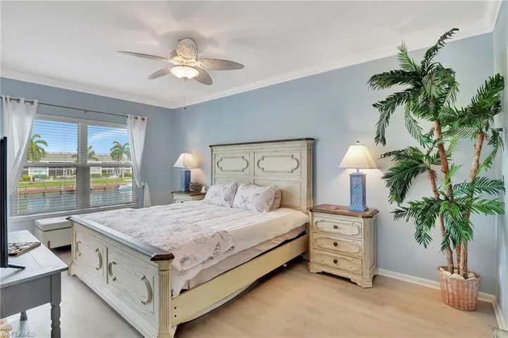 4550 Se 5th Pl # 201, Cape Coral Fl 33904