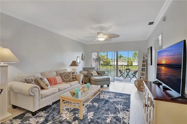 4550 Se 5th Pl # 201, Cape Coral Fl 33904