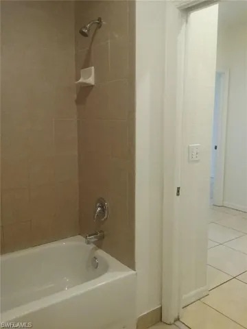 8358 Bernwood Cove Loop 712, Fort Myers, Florida 33966