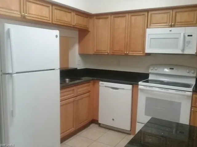 8358 Bernwood Cove Loop 712, Fort Myers, Florida 33966