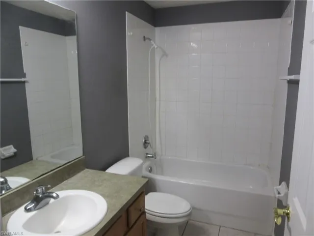 922 Eisenhower Blvd, Lehigh Acres, Florida 33974