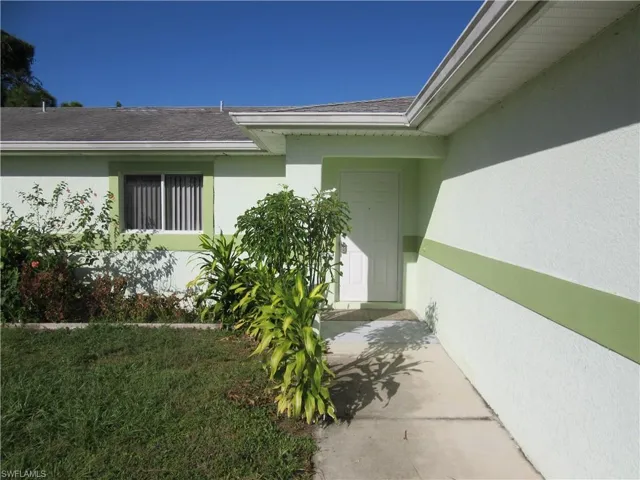 922 Eisenhower Blvd, Lehigh Acres, Florida 33974