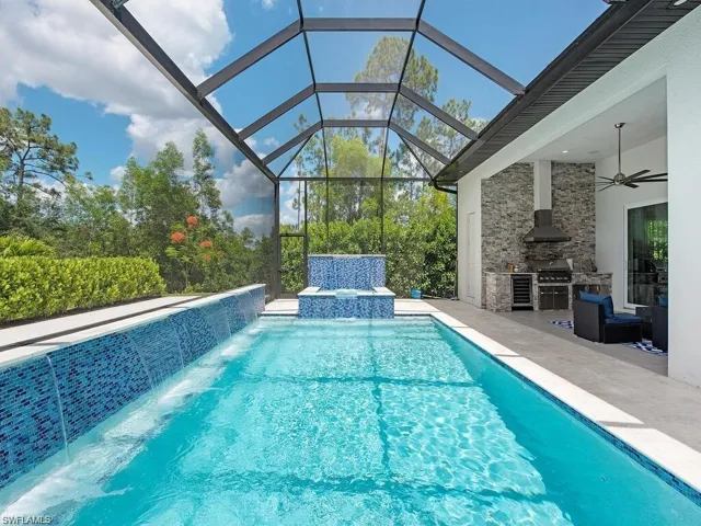 710  Soll  ST, Naples, FL 34109