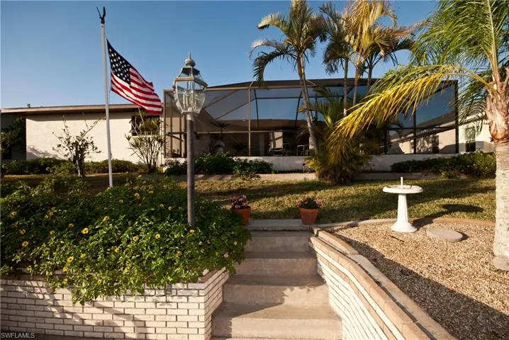532 Se 33rd St, Cape Coral, Florida 33904