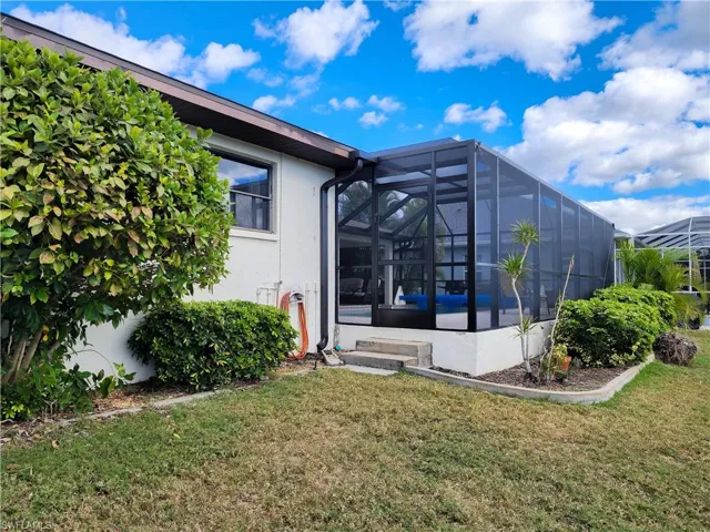 532 Se 33rd St, Cape Coral, Florida 33904