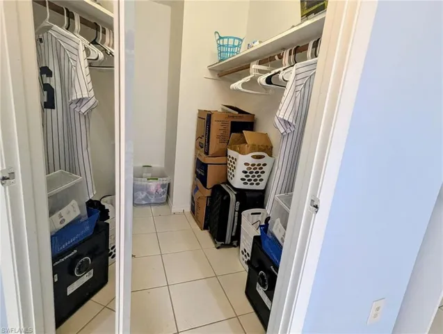 2366 E Mall  DR, Fort Myers, FL 33901