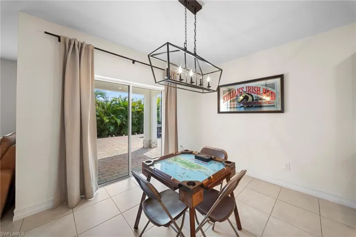 1628 9th Ter, Cape Coral, Florida 33993