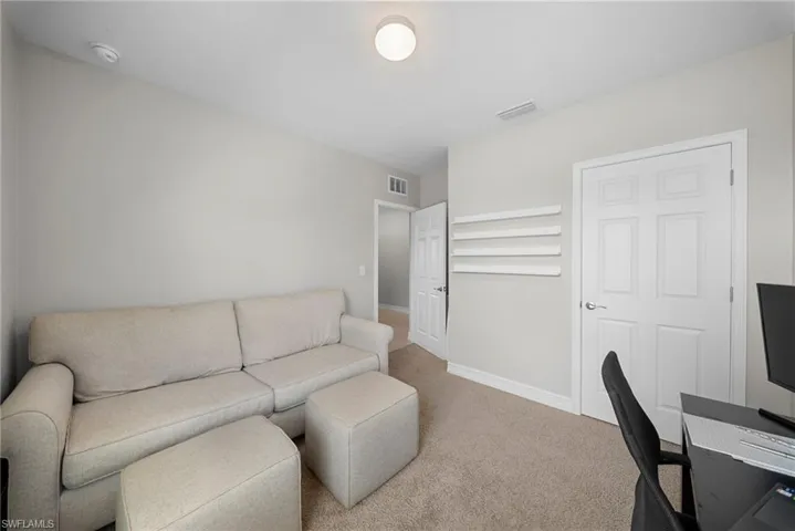 1628 9th Ter, Cape Coral, Florida 33993