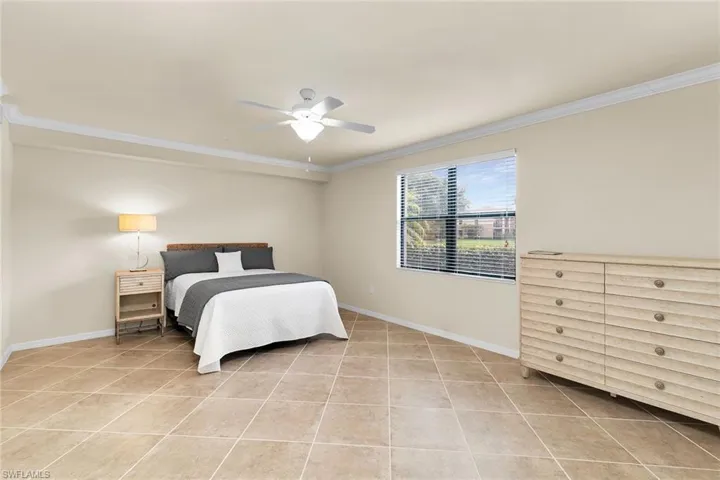 3169 Aviamar Cir 102, Naples, Florida 34114
