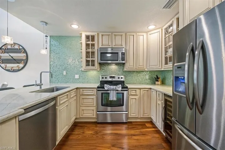 60  Emerald Woods  DR, Naples, FL 34108