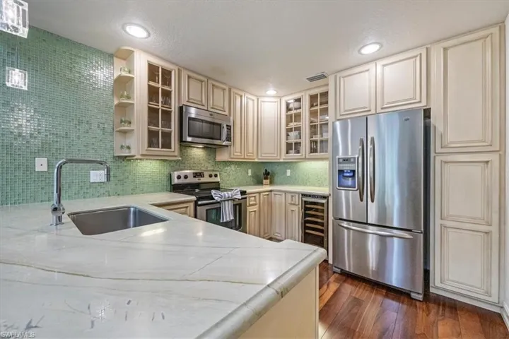 60  Emerald Woods  DR, Naples, FL 34108