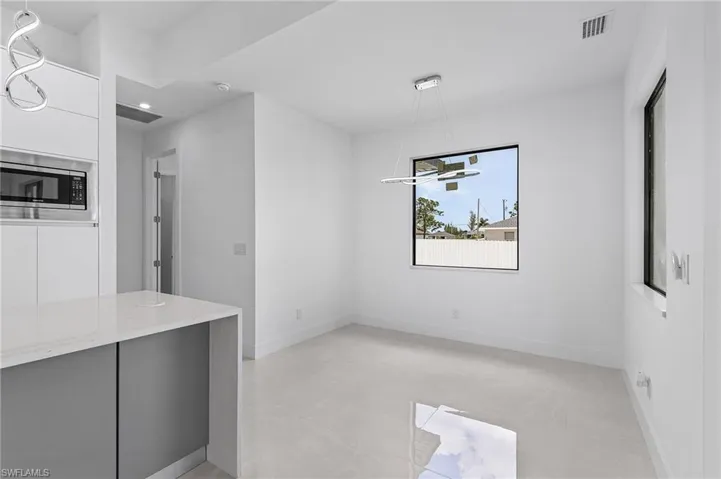 1721 NW 19th  TER, Cape Coral, FL 33993