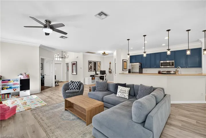 9863 Colonial Walk N, Estero, Florida 33928