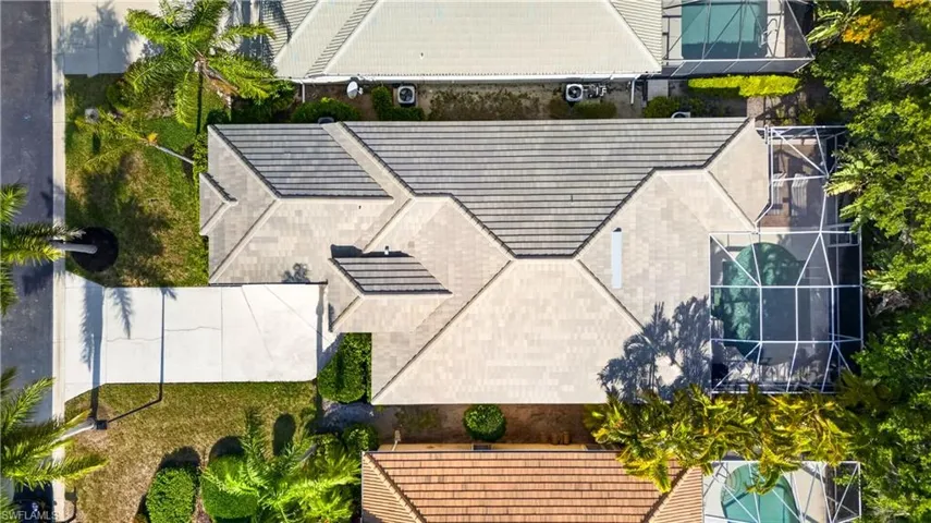 9863 Colonial Walk N, Estero, Florida 33928