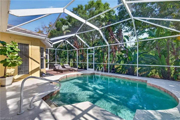 9863 Colonial Walk N, Estero, Florida 33928