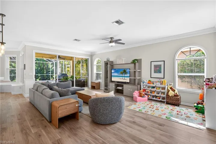9863 Colonial Walk N, Estero, Florida 33928