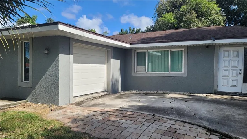 2172  45th SW ST, Naples, FL 34116
