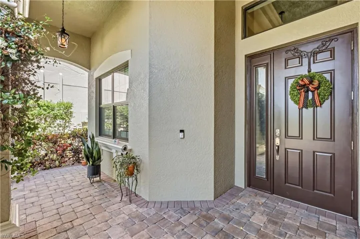 2870 Cinnamon Bay Cir Nw, Naples, Florida 34119