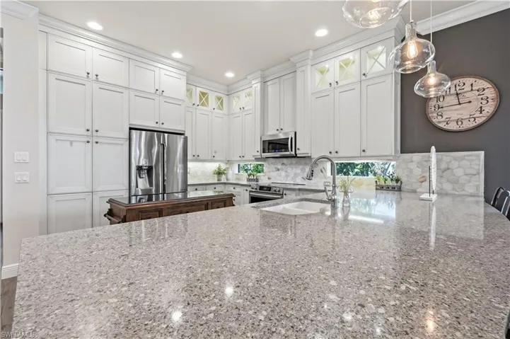2870 Cinnamon Bay Cir Nw, Naples, Florida 34119