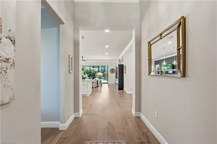 2870 Cinnamon Bay Cir Nw, Naples, Florida 34119