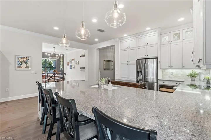 2870 Cinnamon Bay Cir Nw, Naples, Florida 34119